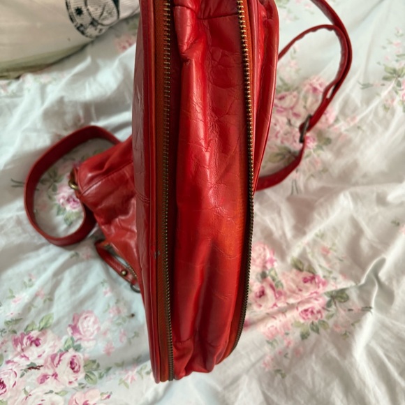 Latico Red Leather Crossbody Bag - Picture 13 of 16